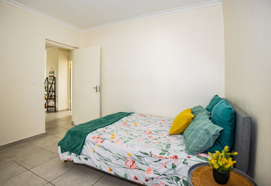 2 Bedroom Property for Sale in Parklands Western Cape